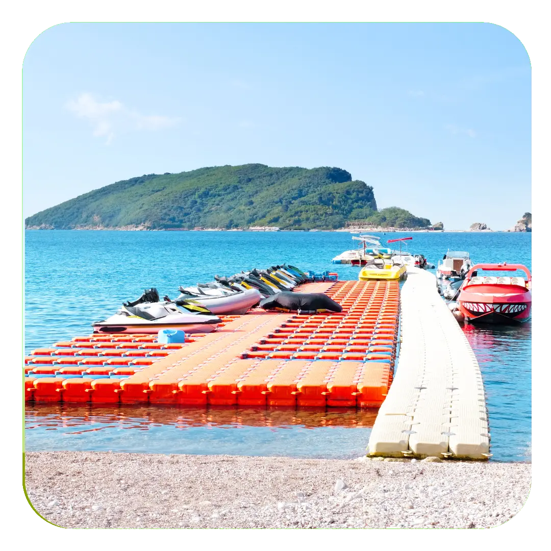 Limpieza de muelles flotantes